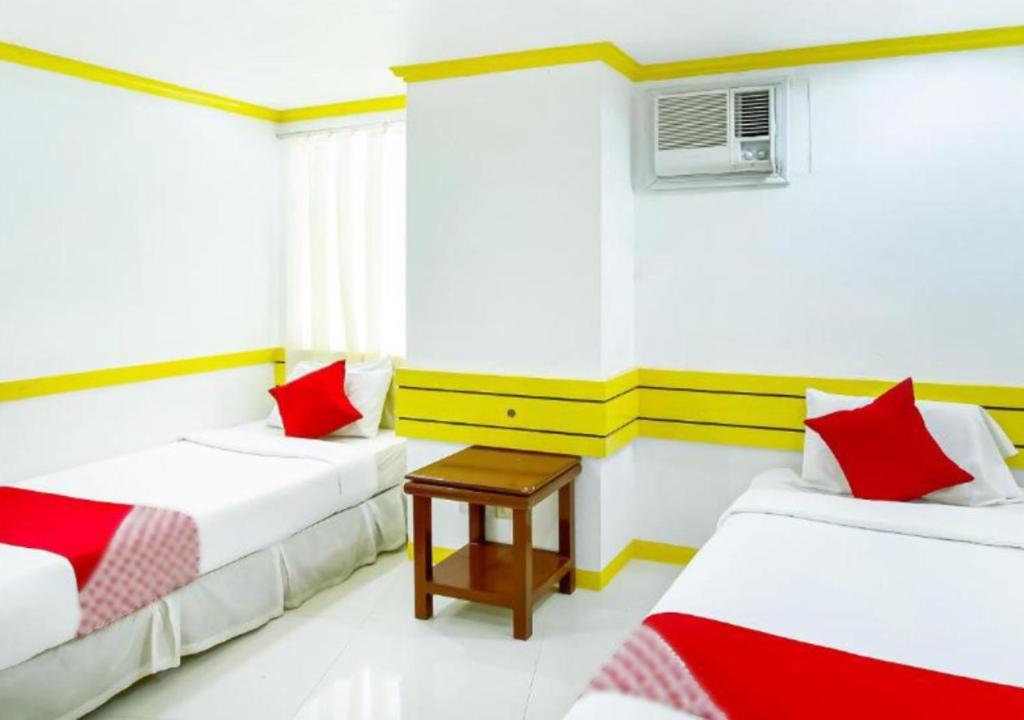 D' Abirus Inn Davao City Exteriör bild